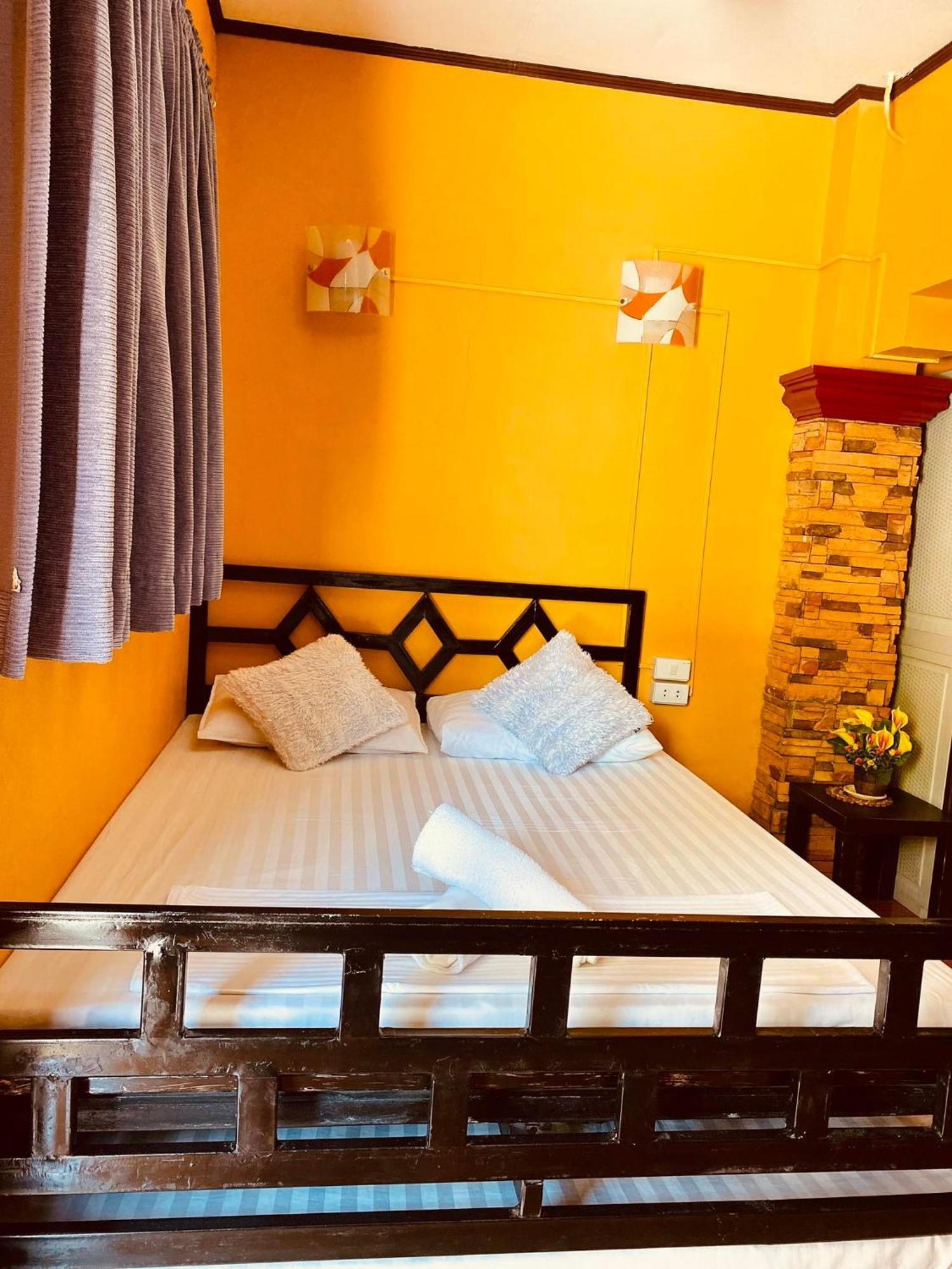 Carribean Transient House Bed & Breakfast Lucap Oda fotoğraf